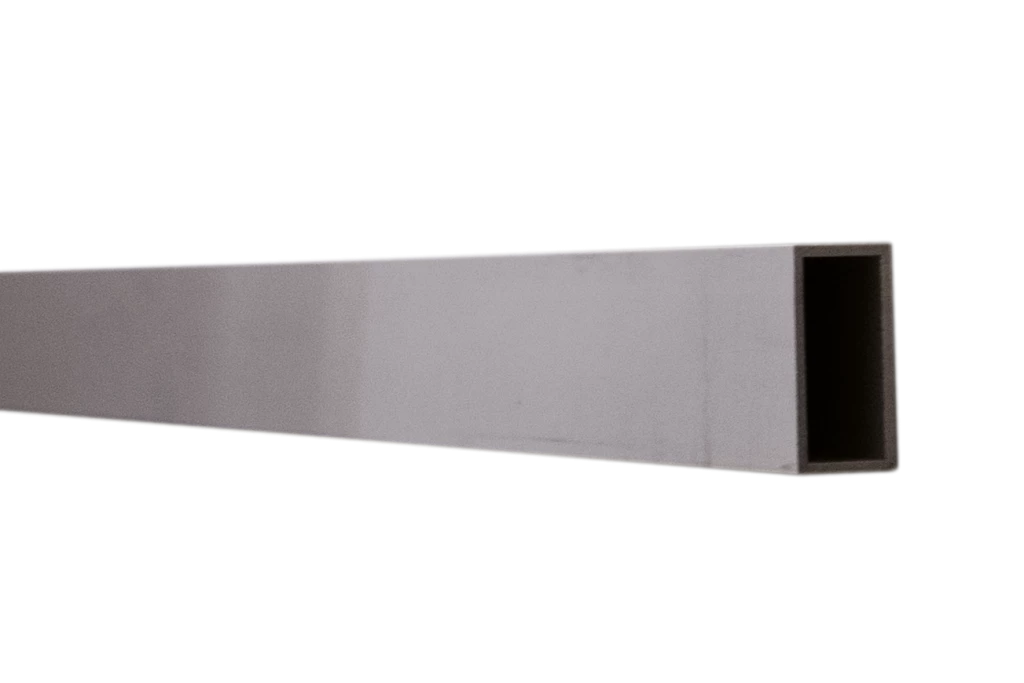 Tube rectangulaire en aluminium anodisé argent, 30x15x1,5, longueur 2M