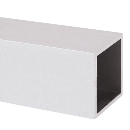 Tube rectangulaire en aluminium laqué blanc RAL 9210, 30x15x1,5, longueur 6M