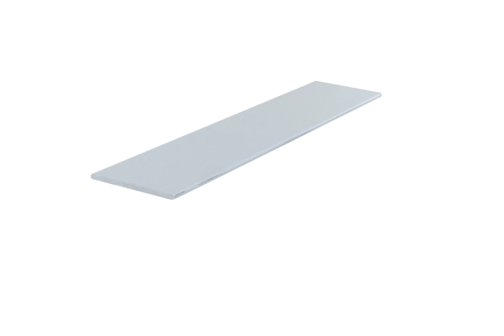 Méplat en aluminium laqué blanc RAL 9016, 4 M de longueur, 40 mm de largeur et 2 mm d'épaisseur