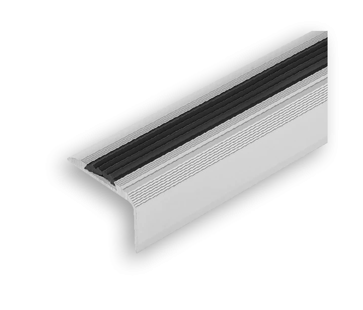 Nez de marche en aluminium anodisé argent, 46x32mm, longueur 3,4M