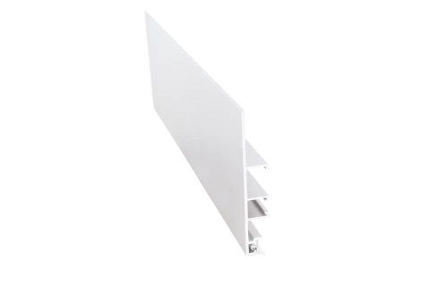 Plinthe de cuisine en aluminium laqué blanc, hauteur 120mm, longueur 4010mm
