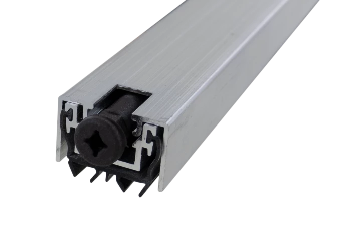 Plinthe automatique coupe feu et accoustique de 0,330 ml réf. 170NS